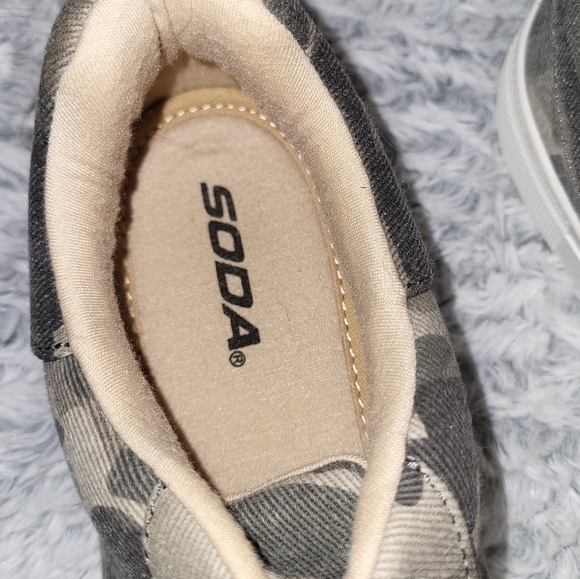 Camo Sneakers - Picture 8 of 8